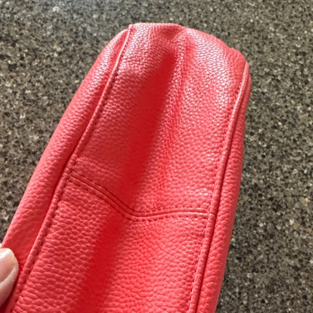Jewell by Thirty-one Coral Shoulder Bag - Stylish Everyday Tote